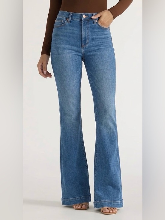 sofia by sofia vergara Denim - Sofía by Sofia Vergara Women’s Mid-Blue High-Rise Melisa Flare Jeans Size 4